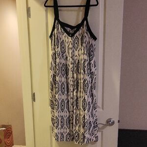 Torrid Black and White Geometric Dress